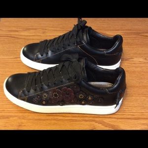 Coach Tea Rose Sneaker-Black Leather